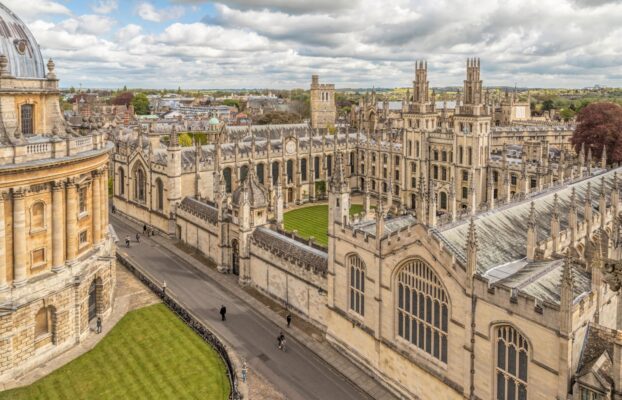 Punya Impian Masuk Universitas Oxford? Baca Dulu Fakta Menariknya