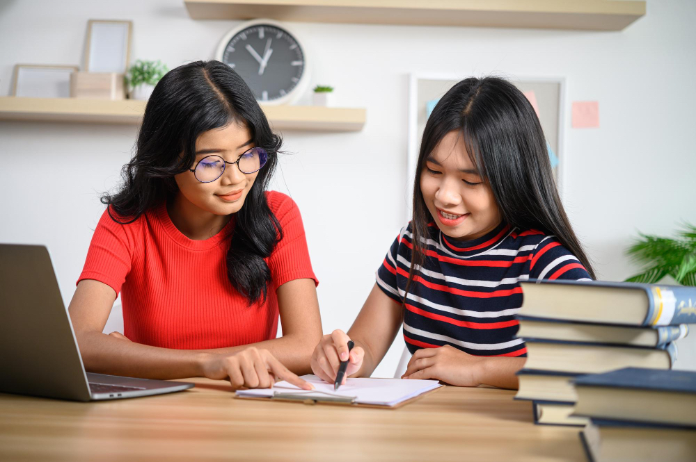 7 Cara Mendapatkan Teman Baru Saat di Sekolah yang Efektif